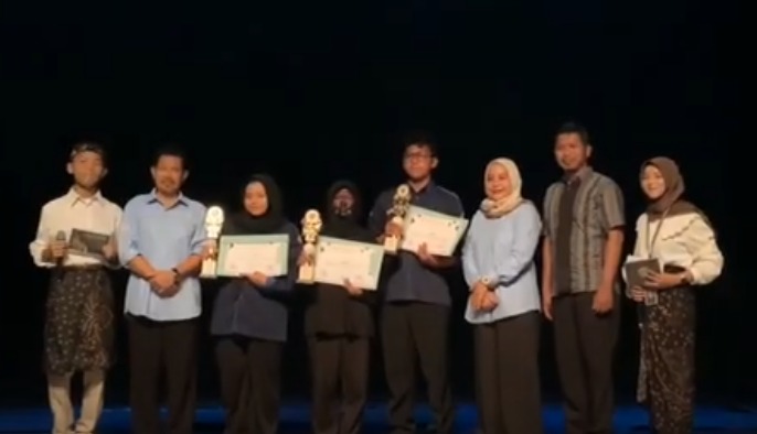 Pertunjukan Seni dan Sastra Tadris Bahasa Indonesia