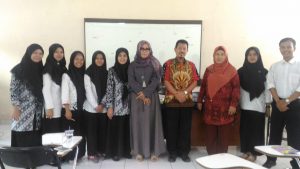 Jurusan Tadris Bahasa Indonesia Gelar Seminar Proposal Perdana