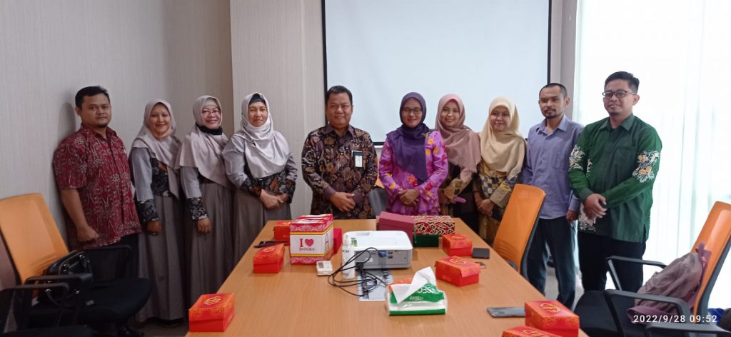 Kunjungan Benchmarking tim pendirian Prodi Tadris Bahasa Indonesia IAIN Syaikh Abdurrahman Siddik Bangka Belitung