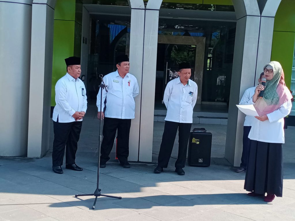 Rasa Haru Warnai Pisah Sambut Pimpinan Fakultas Ilmu Tarbiyah dan Keguruan IAIN Syekh Nurjati Cirebon