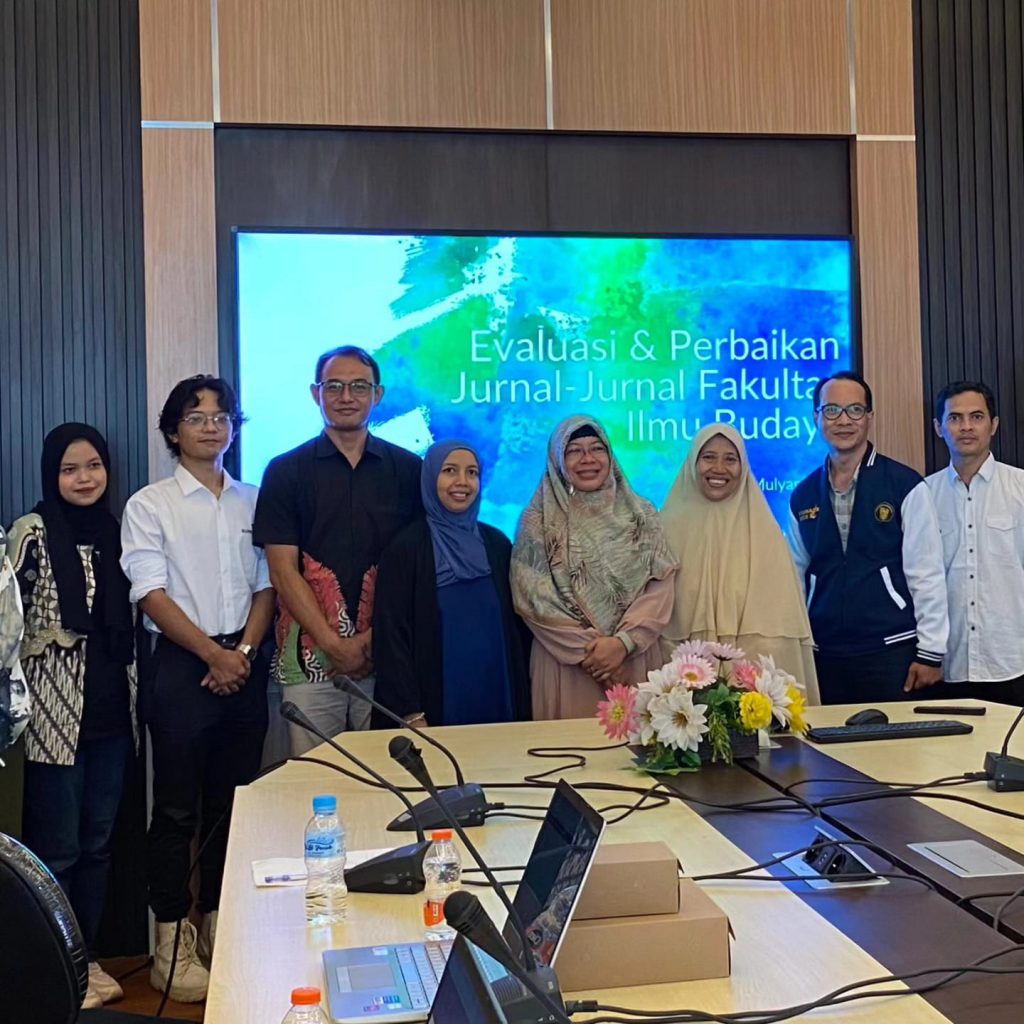 Evaluasi dan Perbaikan Jurnal-jurnal FIB UB Menghadapi Akreditasi dan Reakreditasi SINTA: Prof. Dr. Indrya Mulyaningsih, M.Pd. dalam Workshop Peningkatan Mutu Jurnal FIB