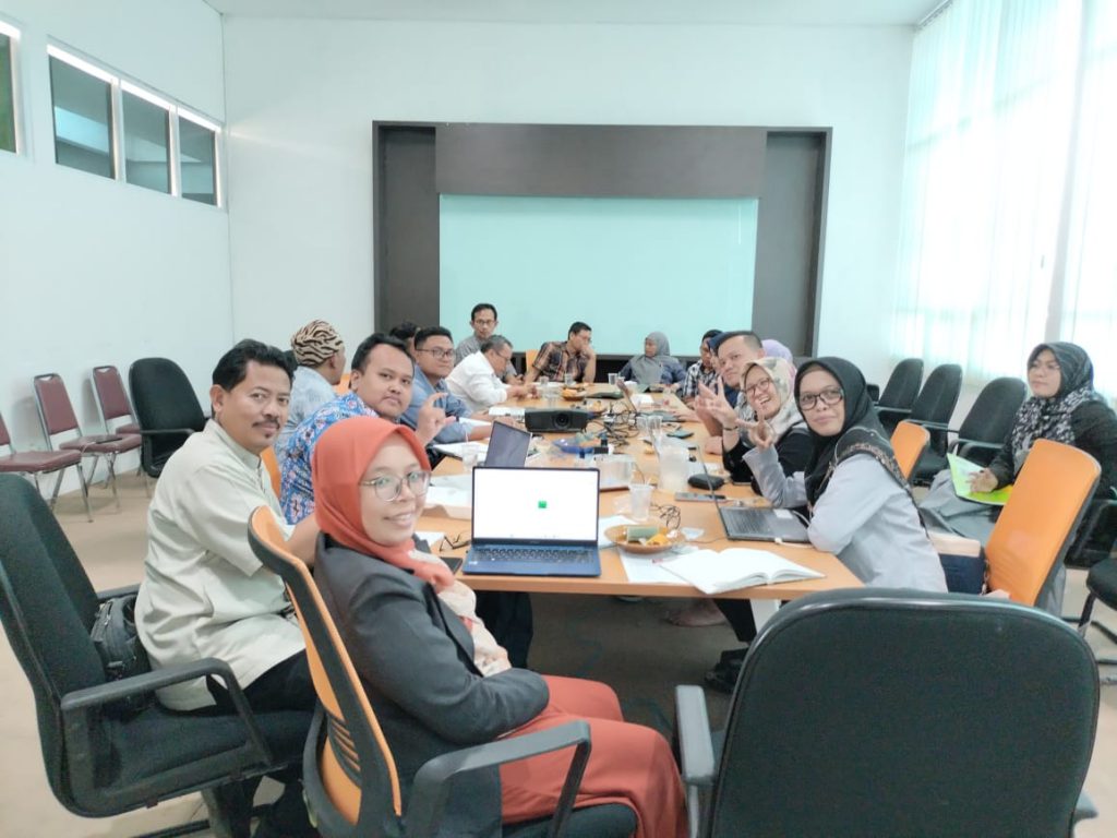 Rapat Koordinasi Kurikulum Prodi dengan Fakultas Ilmu Tarbiyah dan Keguruan